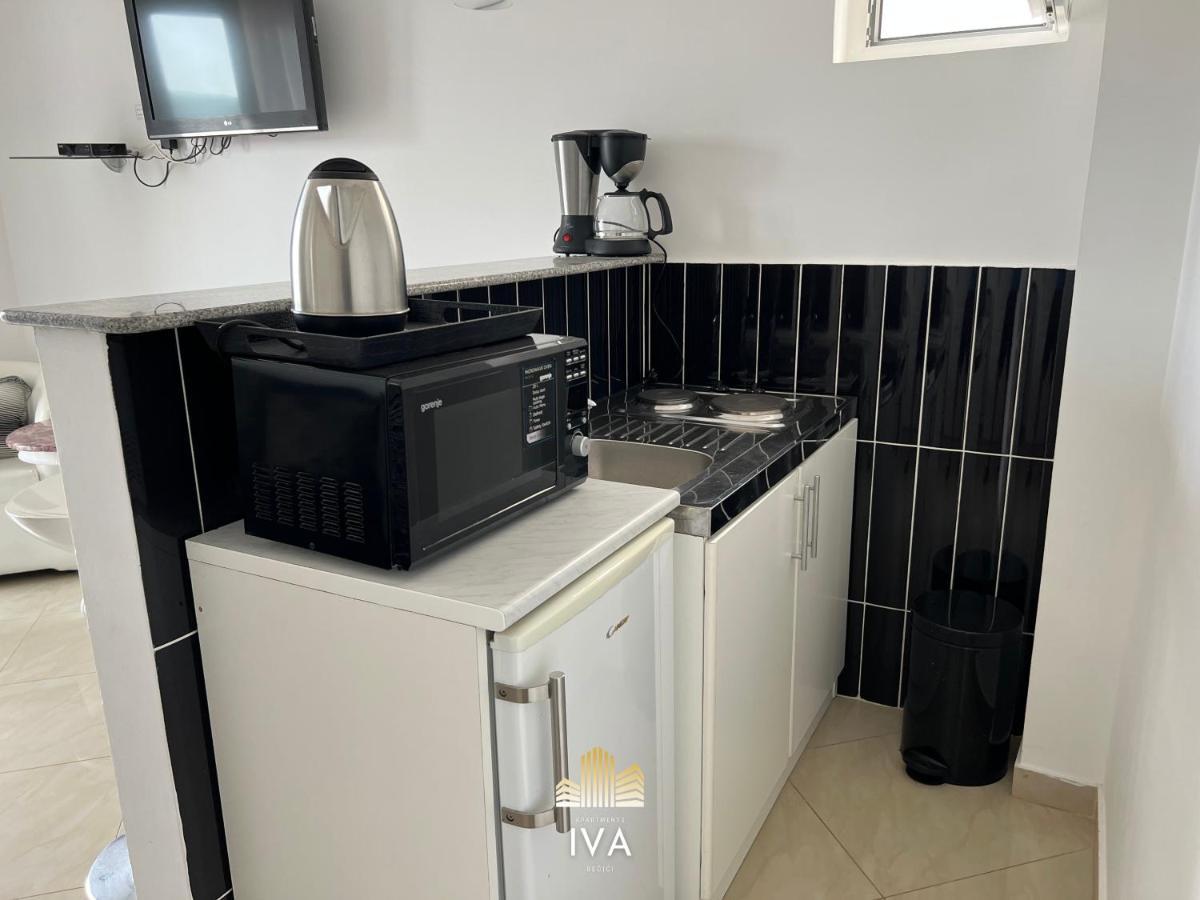 Apartmani Iva Becici מראה חיצוני תמונה