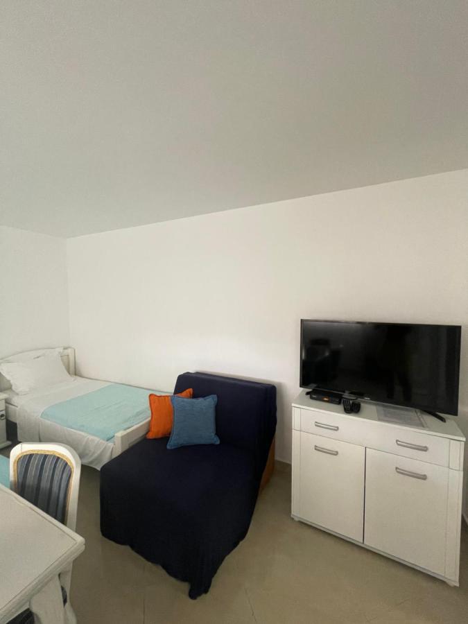 Apartmani Iva Becici מראה חיצוני תמונה